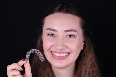 Елайнери для Зубів Ціна - Франківськ | Ali’s Premium Dental Care