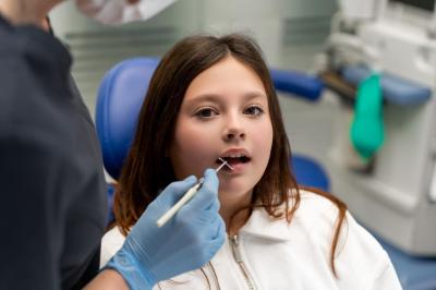 Фторування Зубів у Дітей Франківськ | Ali’s Premium Dental Care