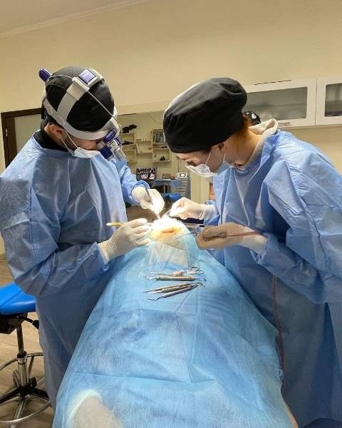 Имплантация зубов. Зубные импланты Ali’s Premium Dental Care, Имплантация зубов. Зубные импланты стоматологическая клиника, стоматологическая клиника Ивано-Франковск