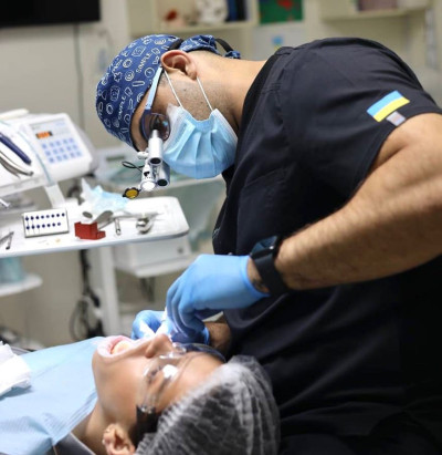 Имплантация зубов. Зубные импланты Ali’s Premium Dental Care, Имплантация зубов. Зубные импланты стоматологическая клиника, стоматологическая клиника Ивано-Франковск