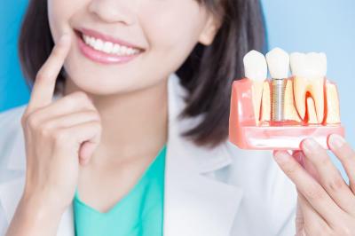 Имплантация зубов. Зубные импланты Ali’s Premium Dental Care, Имплантация зубов. Зубные импланты стоматологическая клиника, стоматологическая клиника Ивано-Франковск