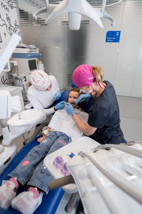 Дитяча стоматологія Ali’s Premium Dental Care, Дитяча стоматологія стоматологічна клініка, стоматологічна клініка Івано-Франківськ